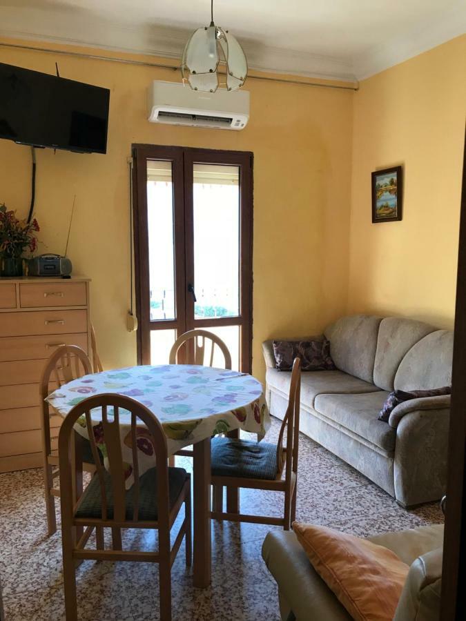 Alex Apartment バレンシア エクステリア 写真